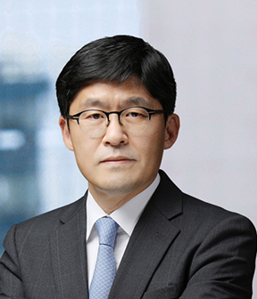 권석천 사진