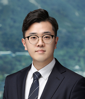 홍선일 사진