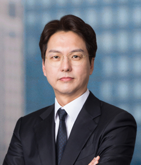김용수 사진