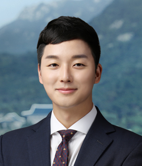 임동진 사진