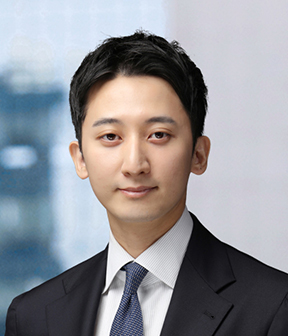 황용현 사진