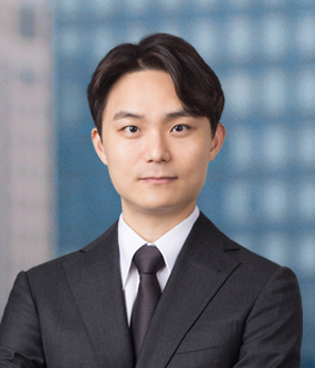 최건휘 사진