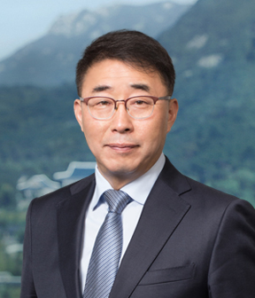 김형욱 사진