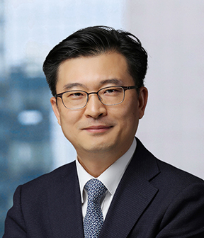 김홍기 사진