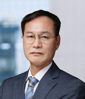 김용관 사진