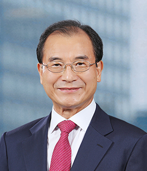 강용현 사진